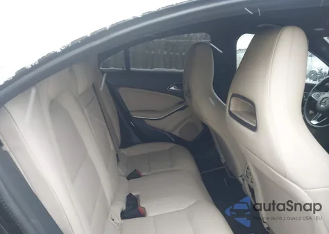 2017 Mercedes-Benz Cla 250 z USA, uszkodzony, nr VIN WDDSJ4EB6HN415478